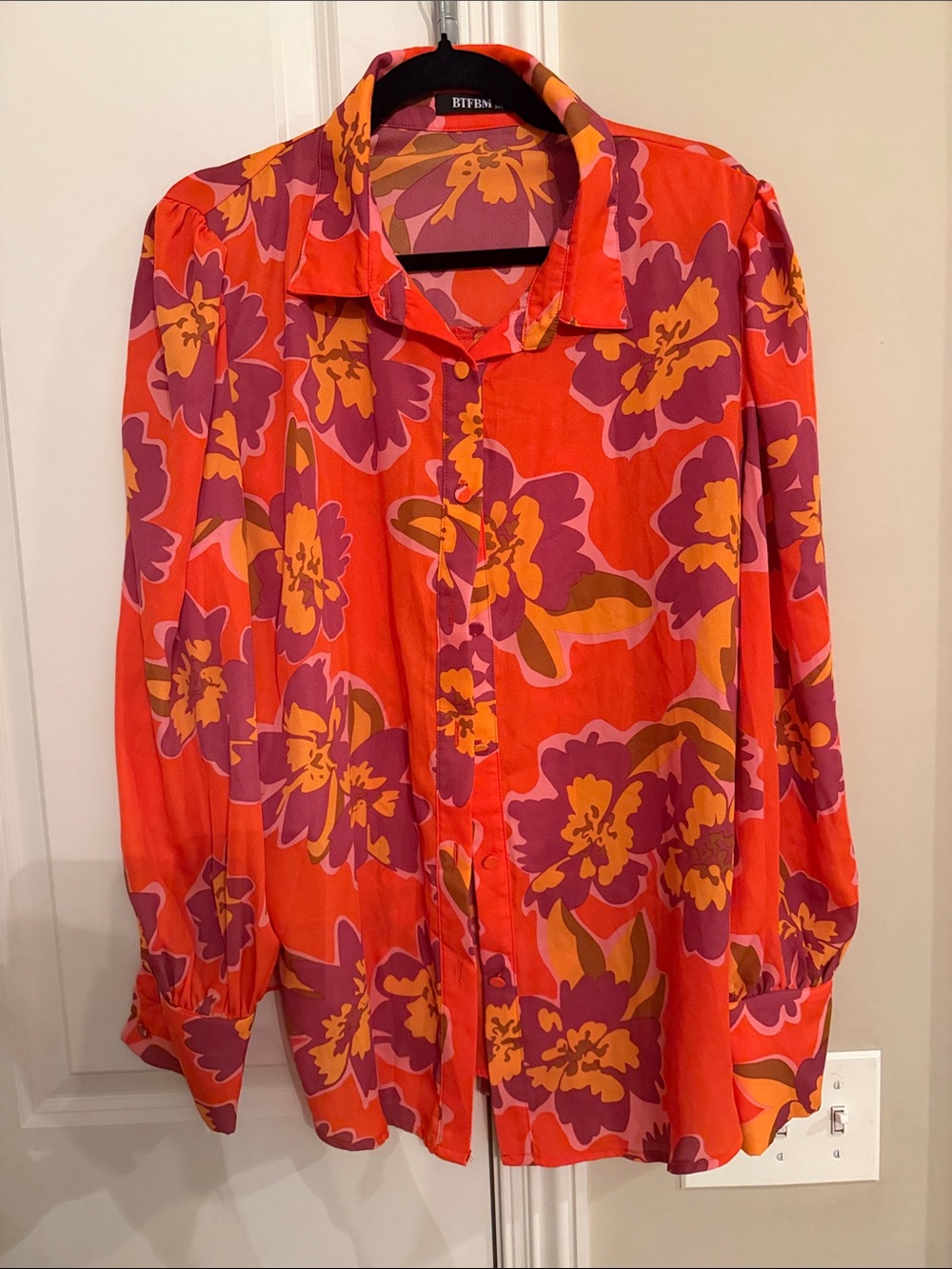 BITEIN Red Floral Button-Up Blouse